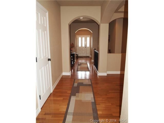 6644 Big Leaf Ln, Colorado Springs, CO 80927