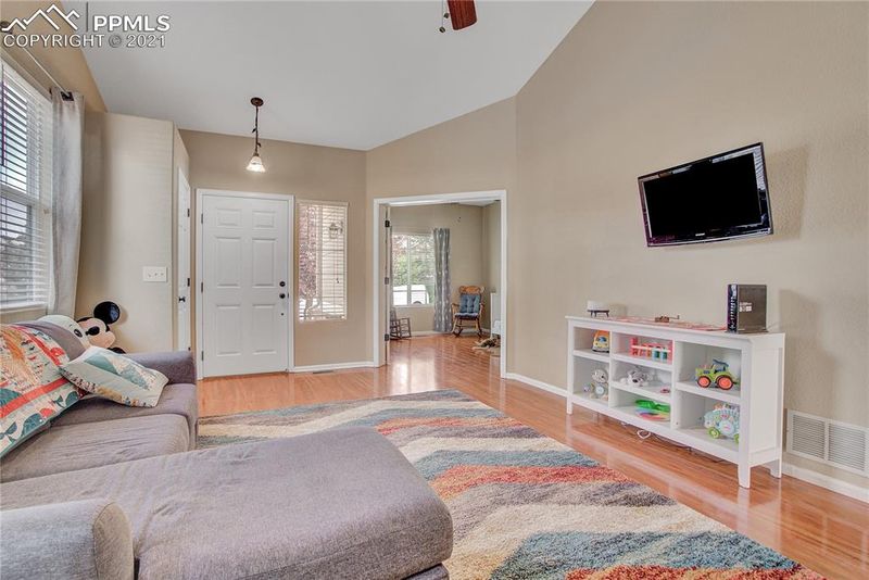 6647 Ancestra Dr, Fountain, CO 80817