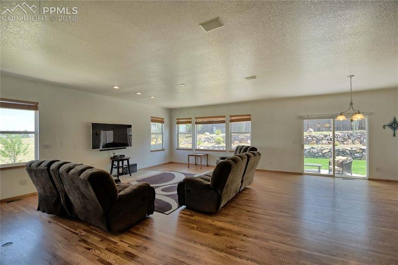 6647 Barrel Race Dr, Colorado Springs, CO 80923