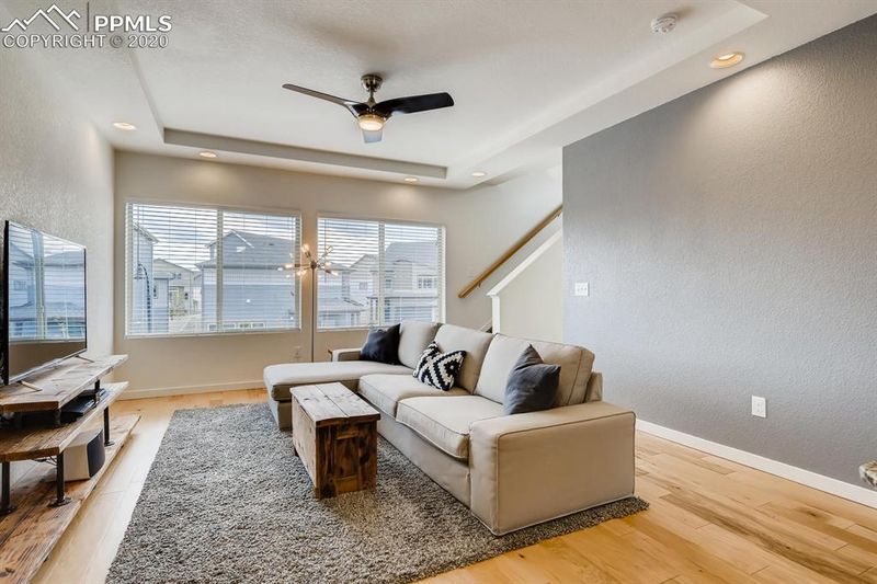 6647 Thicket Pass Ln, Colorado Springs, CO 80927