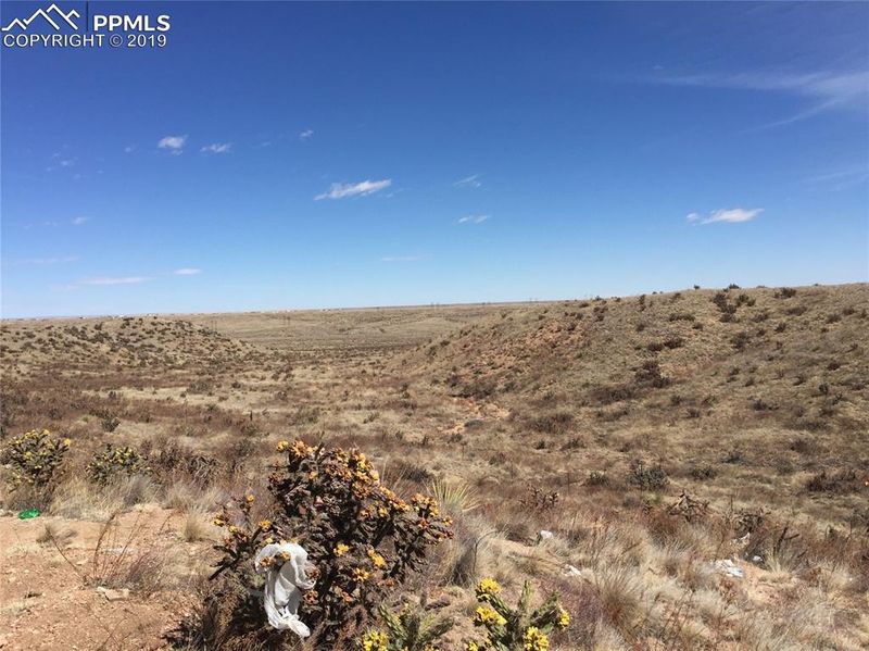 6650 Quail Rd, Pueblo, CO 81008