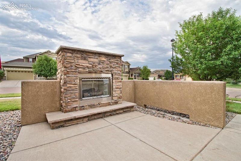 6652 Euclid Dr, Colorado Springs, CO 80923