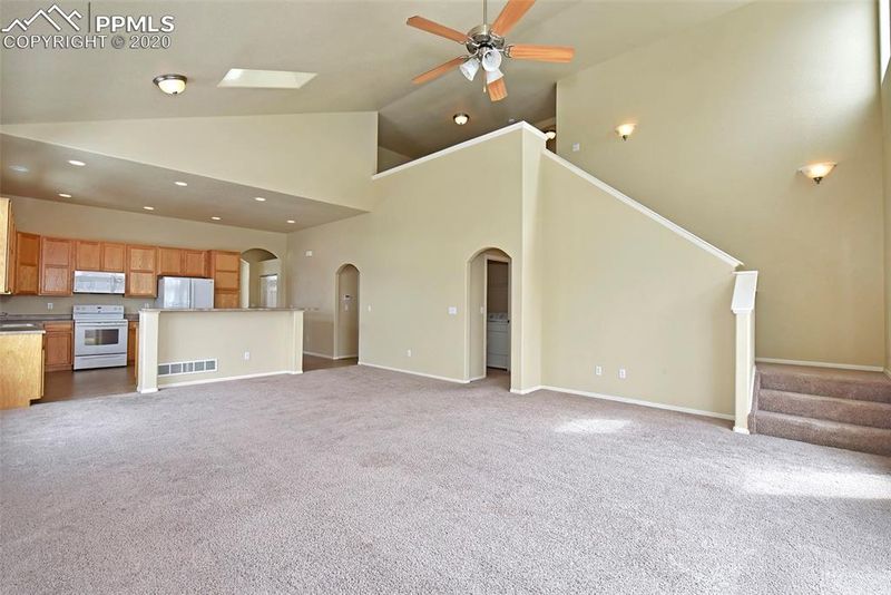 6652 Passing Sky Dr, Colorado Springs, CO 80911