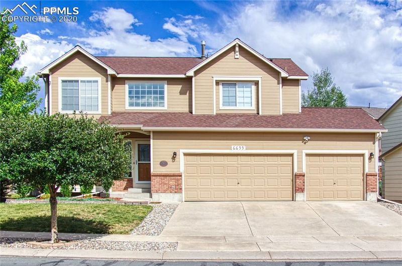 6655 Dream Weaver Dr, Colorado Springs, CO 80923