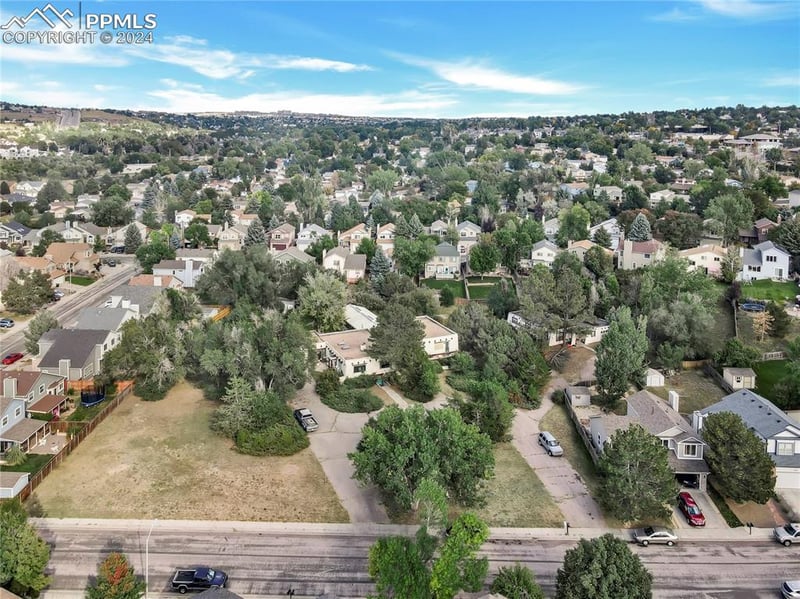 6655 Sproul Ln, Colorado Springs, CO 80918