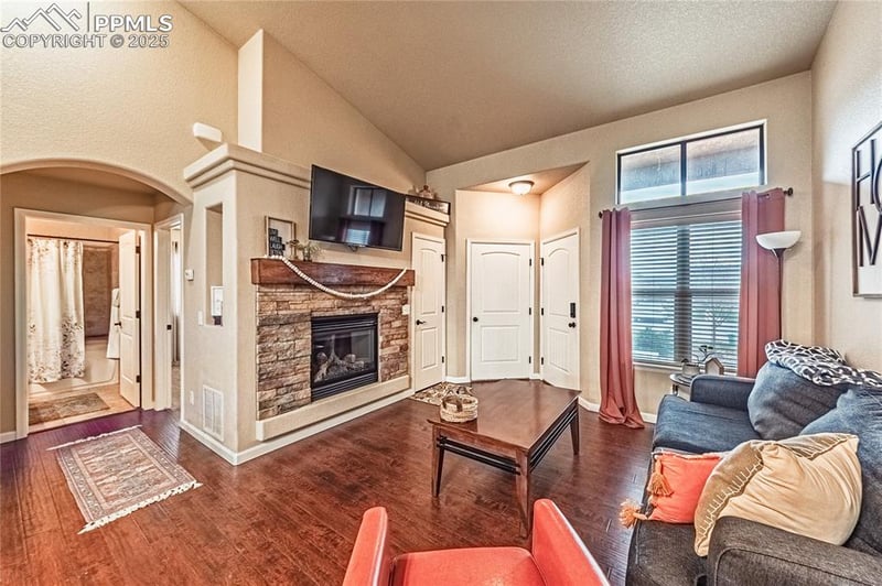 6668 Dark Oak Vw, Colorado Springs, CO 80923