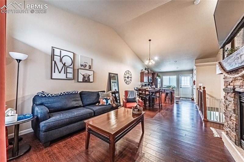 6668 Dark Oak Vw, Colorado Springs, CO 80923