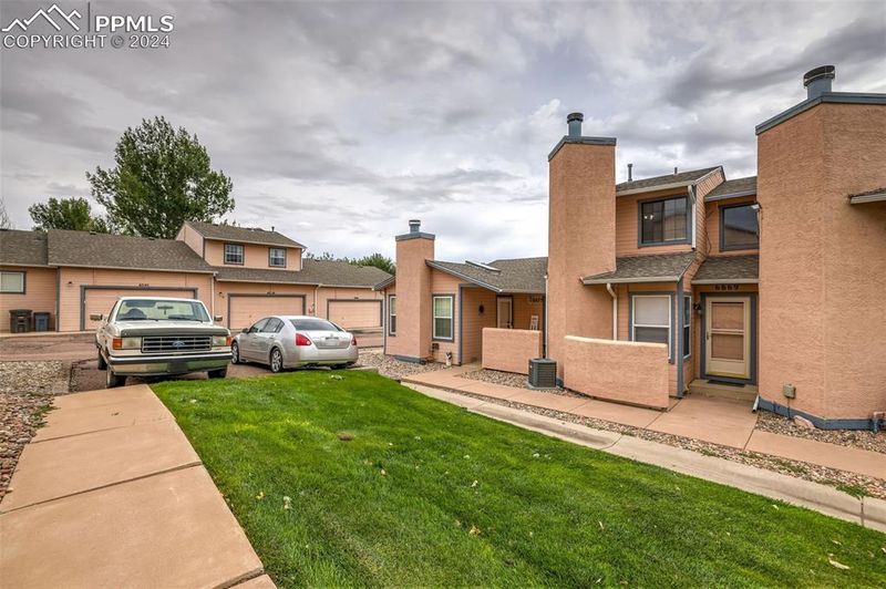 6669 Bobtail Dr, Colorado Springs, CO 80911