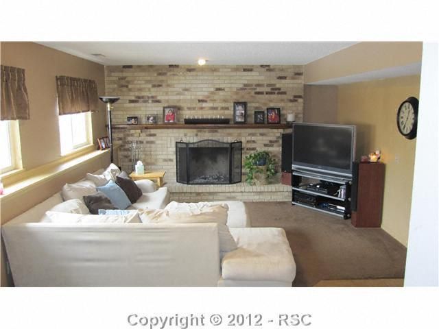 6670 Alberta Dr, Colorado Springs, CO 80918