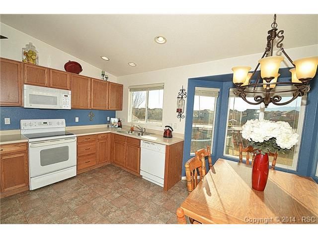6674 Harvey Ln, Colorado Springs, CO 80923