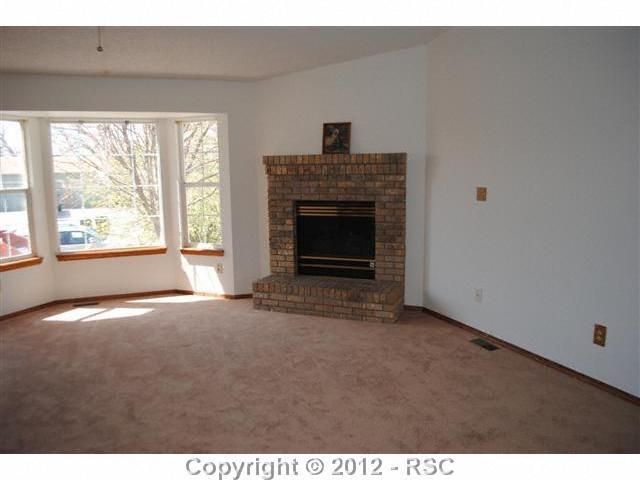 6675 Weeping Willow Dr, Colorado Springs, CO 80925