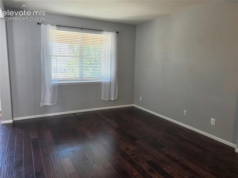6676 Myrtle Creek Dr, Colorado Springs, CO 80927