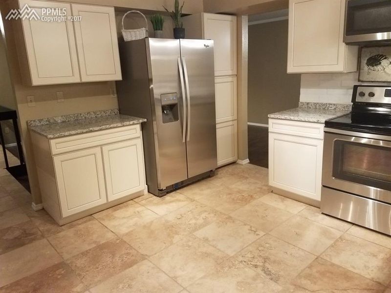 668 Gilcrest Rd, Colorado Springs, CO 80906