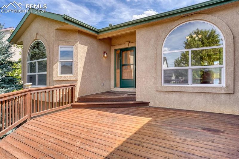 6687 Prairie Wind Dr, Colorado Springs, CO 80923