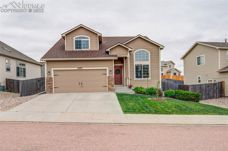 6688 Passing Sky Dr, Colorado Springs, CO 80911