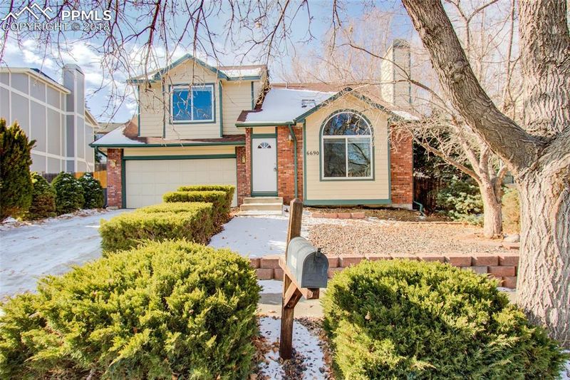 6690 Northwind Dr, Colorado Springs, CO 80918
