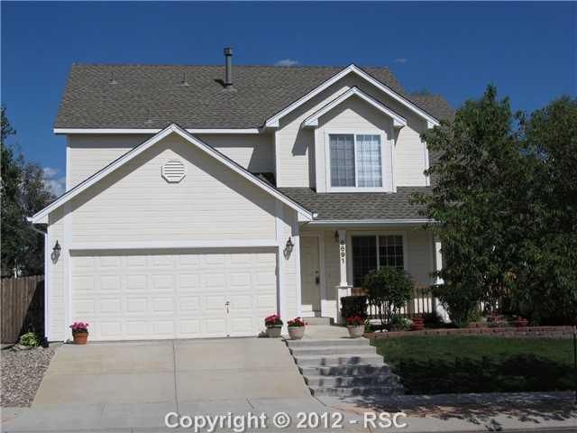 6691 Snowy Range Dr, Colorado Springs, CO 80923