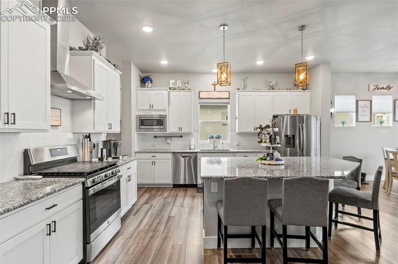 6698 Enclave Vista Loop, Colorado Springs, CO 80924