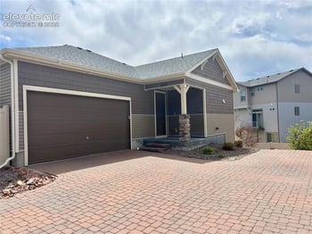 6706 Golden Briar Ln, Colorado Springs, CO 80927