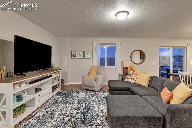 6707 Sandyford Ln, Colorado Springs, CO 80923