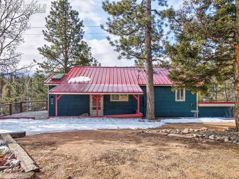671 Pinecrest Rd, Woodland Park, CO 80863