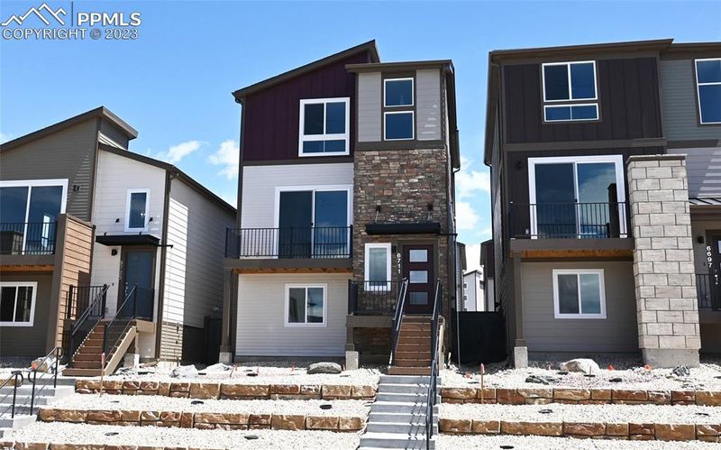 6711 Cool Breeze Dr, Colorado Springs, CO 80923