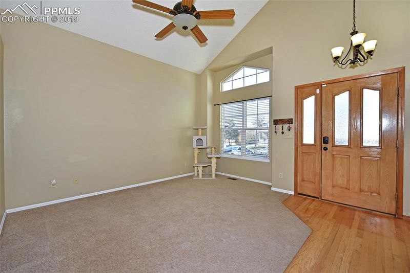6711 Wagon Ridge Dr, Colorado Springs, CO 80923