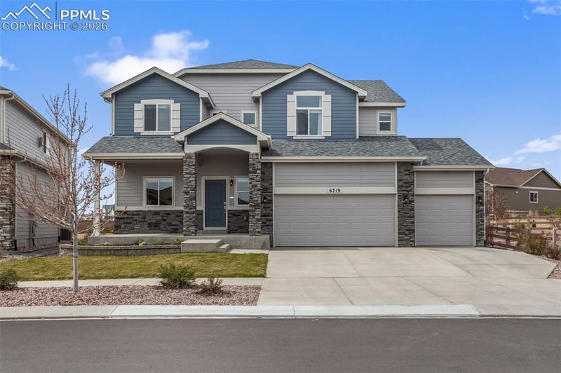 6719 Black Saddle Dr, Colorado Springs, CO 80924
