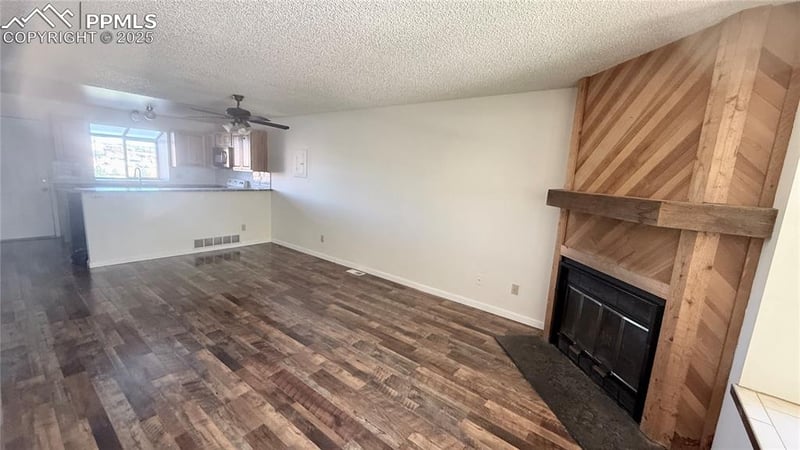 6719 Overland Dr, Colorado Springs, CO 80919