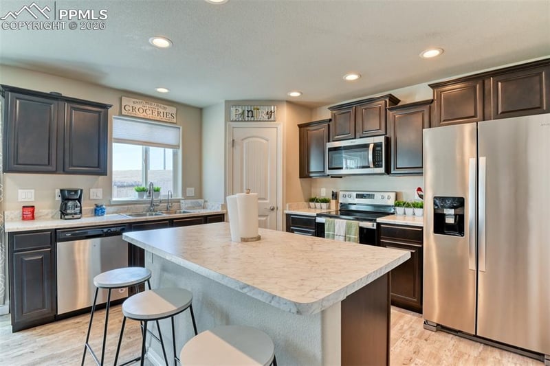 6719 Skuna Dr, Colorado Springs, CO 80925