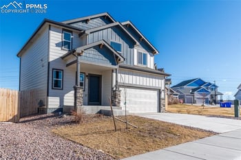6727 Skuna Dr, Colorado Springs, CO 80925