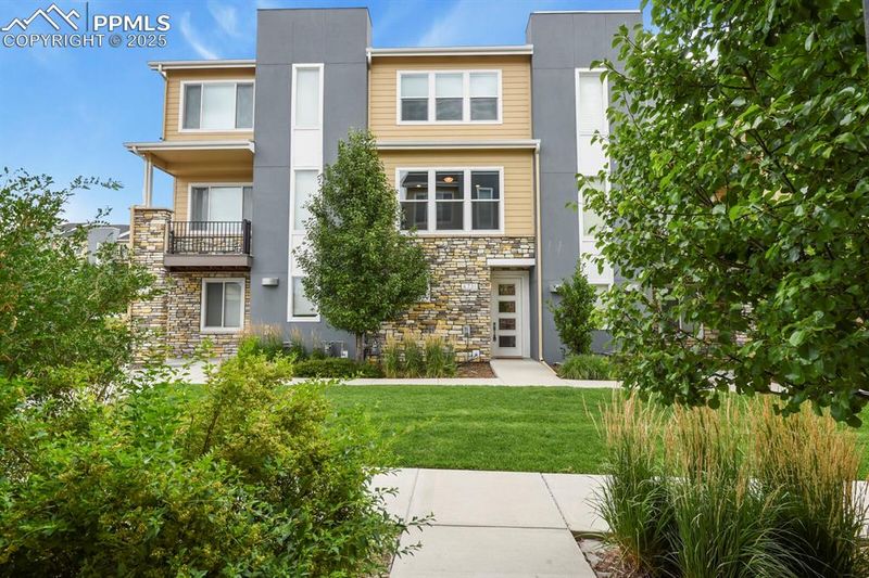 6731 S Tempe Ct, Aurora, CO 80016