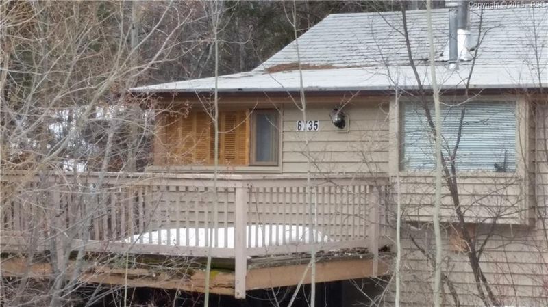 6735 Boulder Ave, Green Mountain Falls, CO 80819