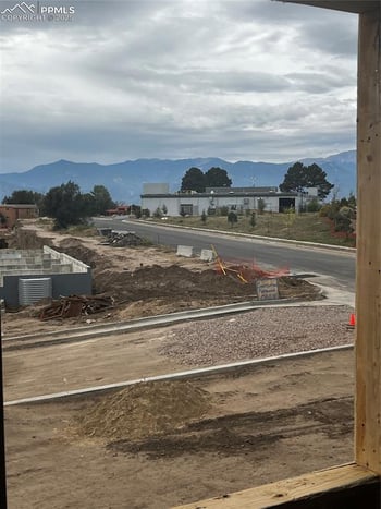 6736 Condor Hills Hts, Colorado Springs, CO 80915