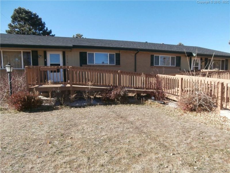 6736 Hampton Dr, Colorado Springs, CO 80918