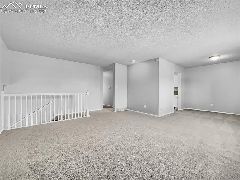 6738 Harding St, Colorado Springs, CO 80911