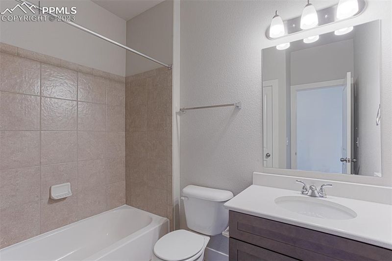 6738 Thimble Ct, Colorado Springs, CO 80924