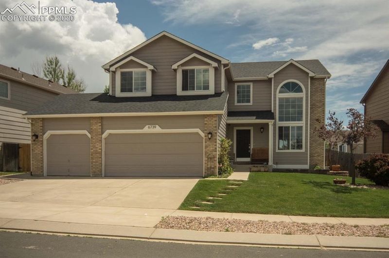 6739 Snowy Range Dr, Colorado Springs, CO 80923