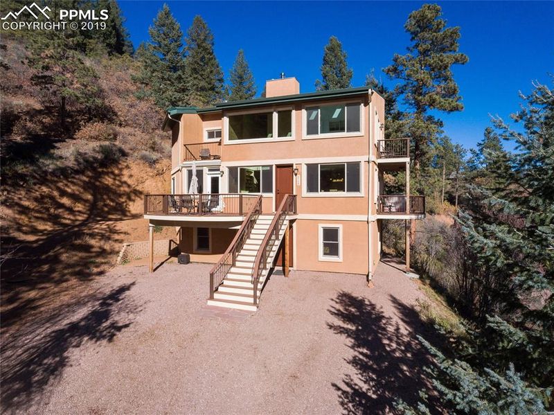 6740 Boulder St, Green Mountain Falls, CO 80819