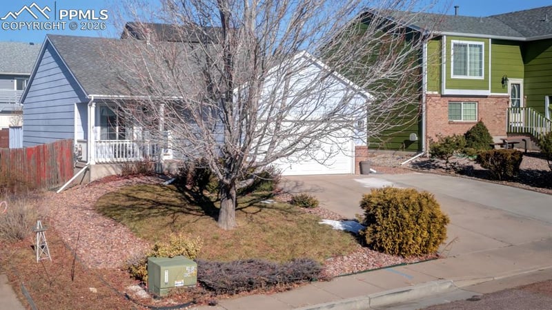 6740 Crazy Horse Dr, Colorado Springs, CO 80915