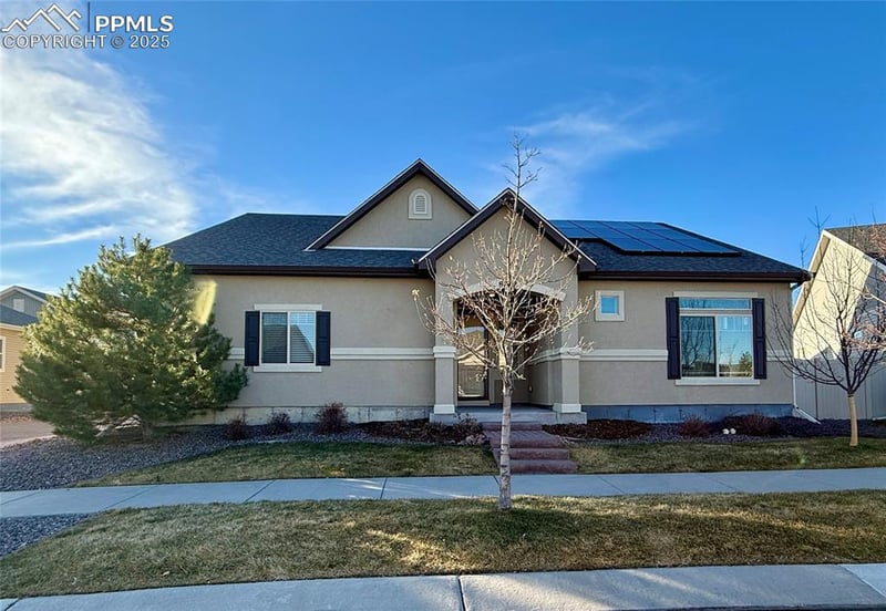 6742 Golden Briar Ln, Colorado Springs, CO 80927