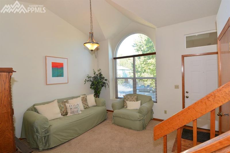 6745 Glade Park Dr, Colorado Springs, CO 80918