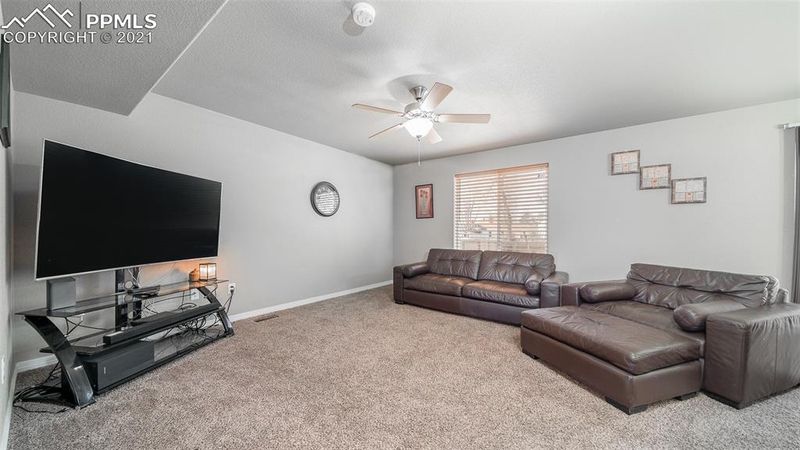 6746 Mandan Dr, Colorado Springs, CO 80925