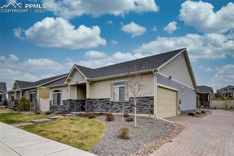 6747 Windbrook Ct, Colorado Springs, CO 80927