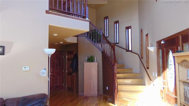 675 Highroad Dr, Divide, CO 80814
