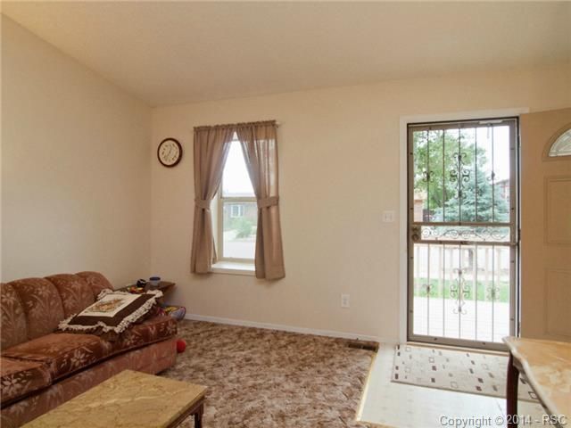 6750 Noble St, Colorado Springs, CO 80915