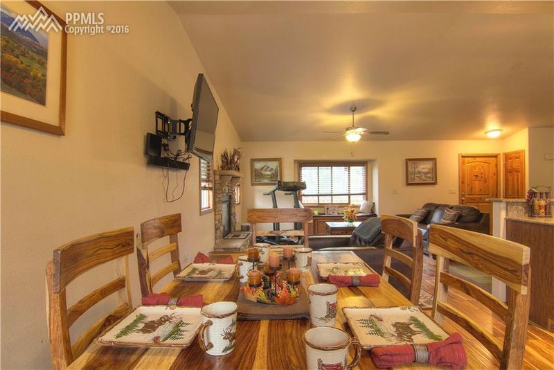6750 Vessey Rd, Colorado Springs, CO 80908