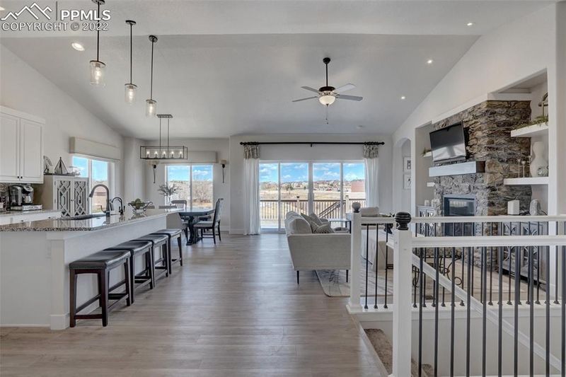 6752 David Anthony Ct, Colorado Springs, CO 80922