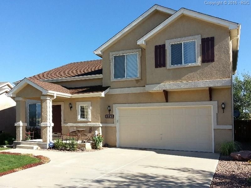 6752 Prairie Wind Dr, Colorado Springs, CO 80923