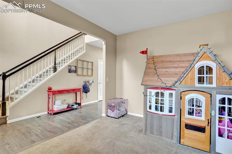 6758 Alliance Loop, Colorado Springs, CO 80925